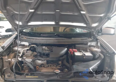 2013 Nissan Rogue S z USA, uszkodzony, nr VIN JN8AS5MV6DW649763